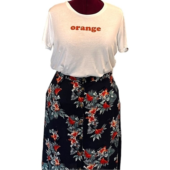 Matching Set: Addition Elle T-shirt & George Tropical Button Up Skirt - Picture 2 of 14